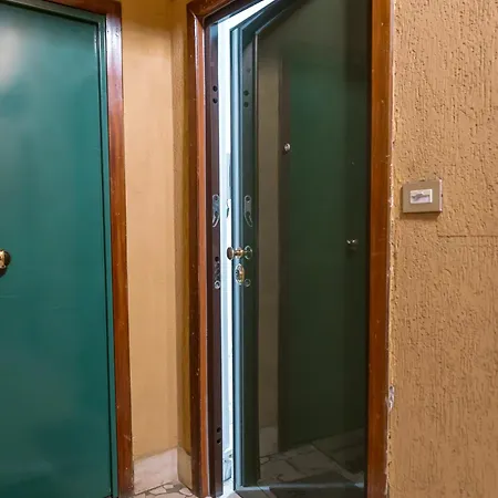 Appartement Bianca Flat - Tiburtina Train Station & Wi-fi